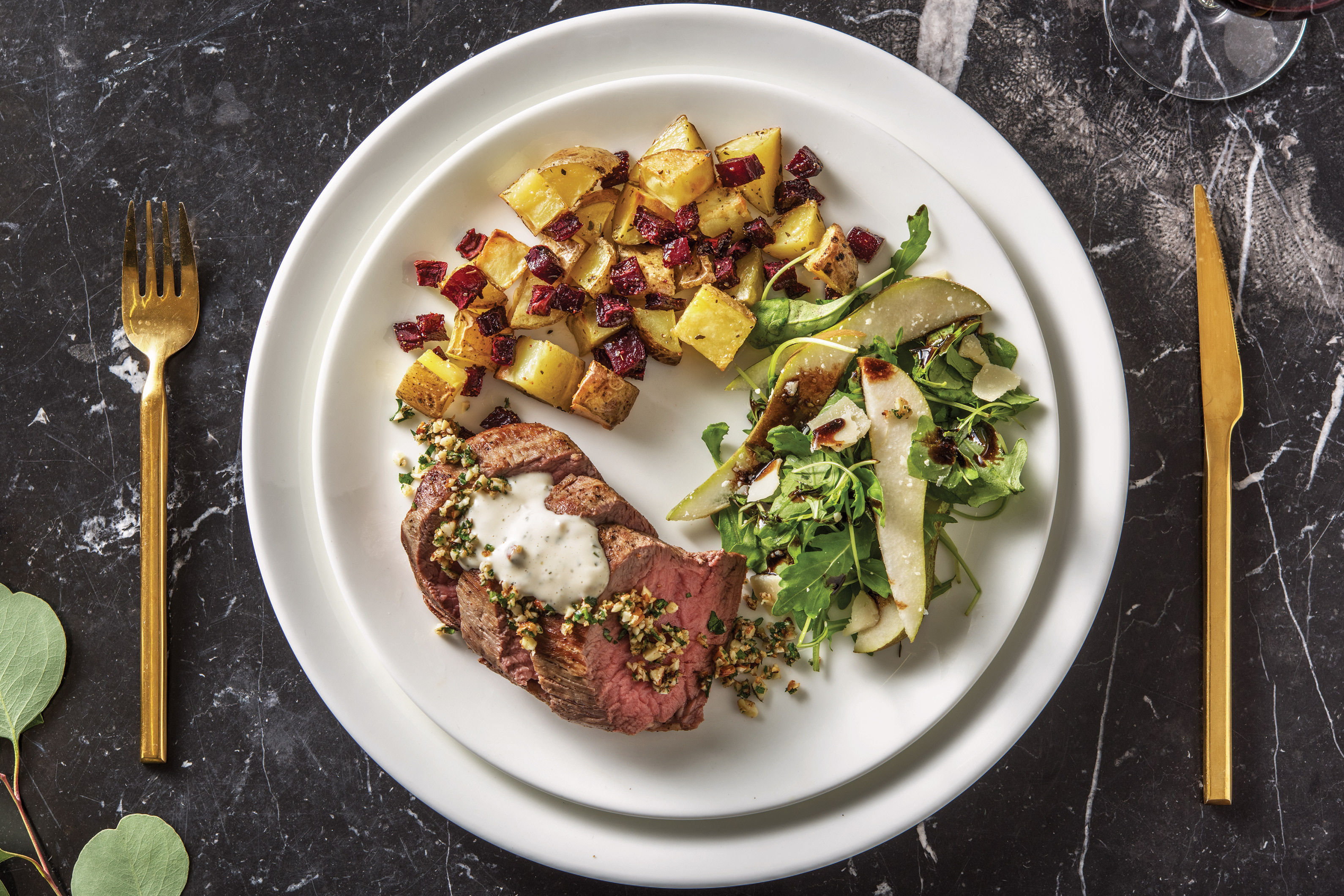 Roasted Beef Fillet & Béarnaise Sauce Recipe HelloFresh
