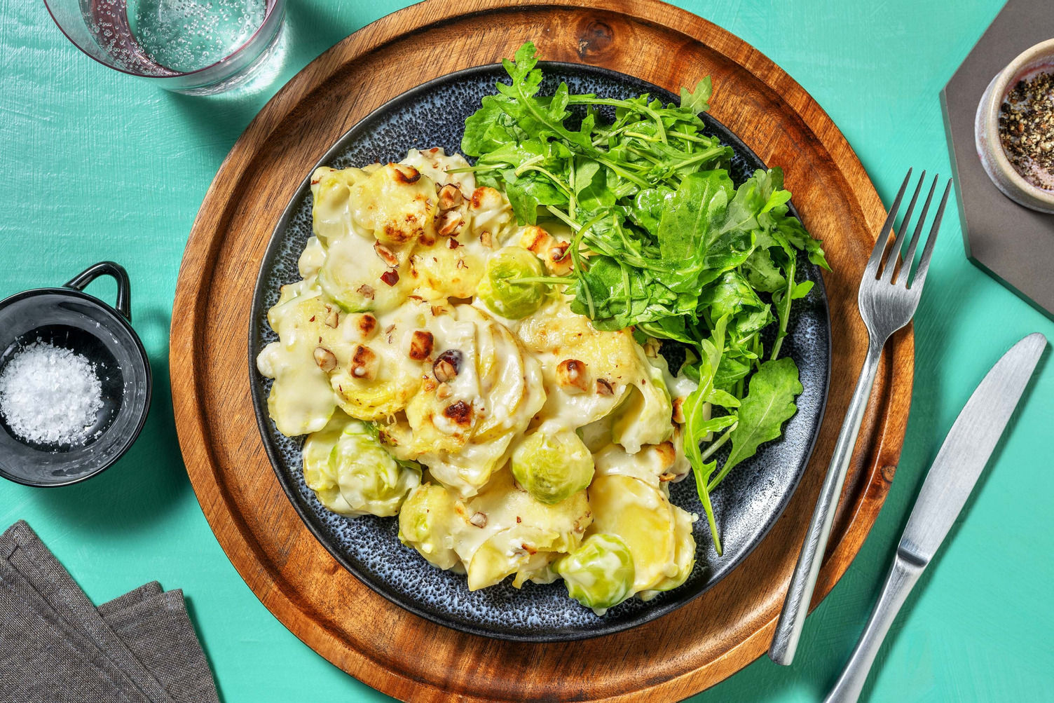 Rosenkohl-Kartoffel-Gratin Rezept | HelloFresh Rosenkohl-Kartoffel-Gratin Rezept | HelloFresh