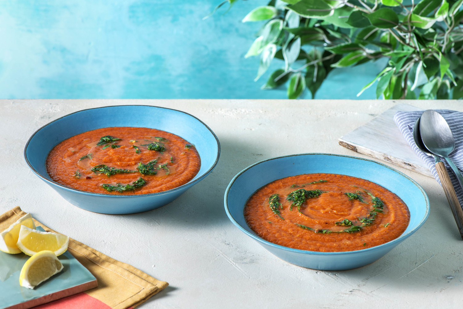 Scharfe Orientalische Linsensuppe mit Zitrone Rezept | HelloFresh