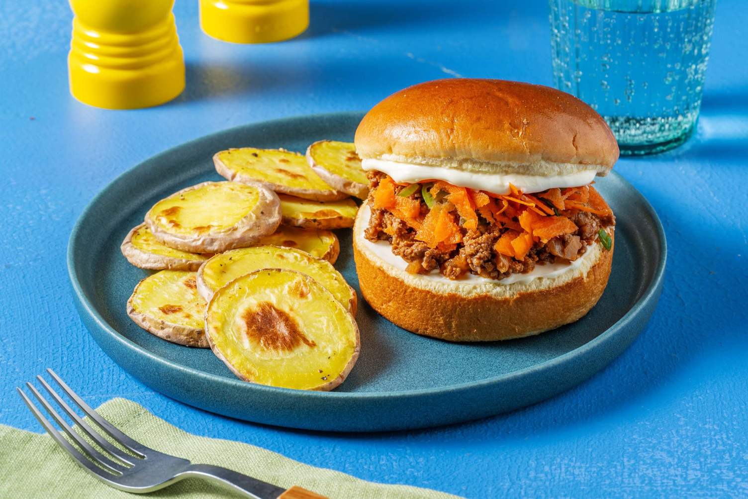 Sloppy Joe! Burger mit Rinderhackfleischsoße Rezept | HelloFresh