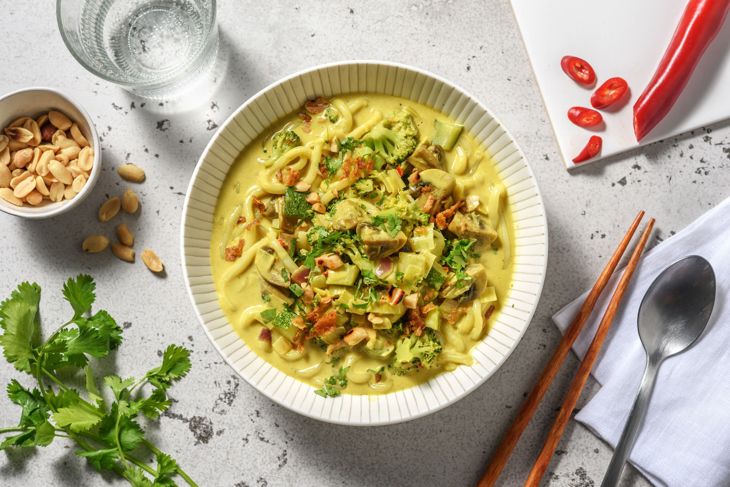 Soupe de nouilles au curry et lait de coco Recette | HelloFresh