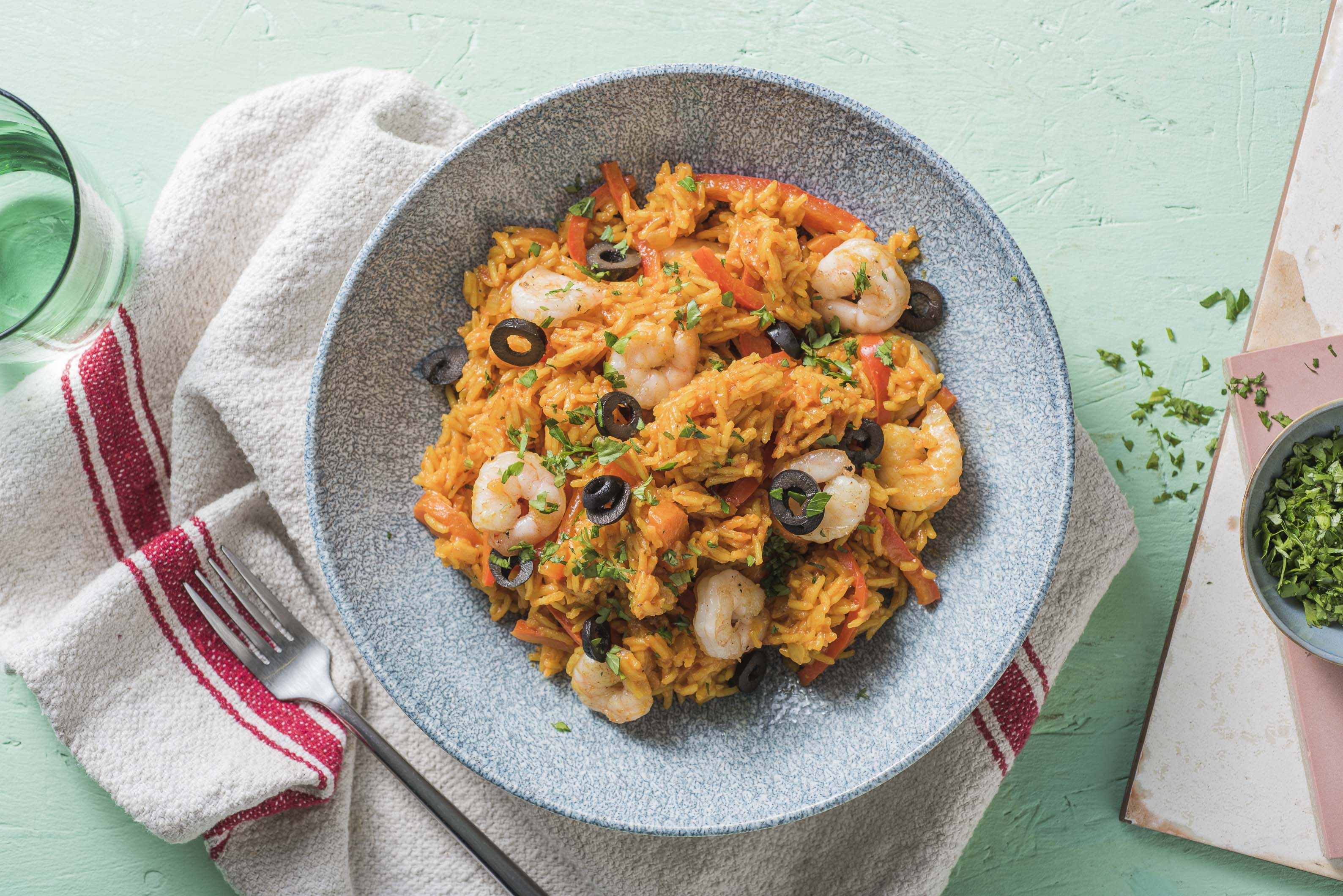 Plat de riz aux crevettes à l’espagnole Recette | HelloFresh