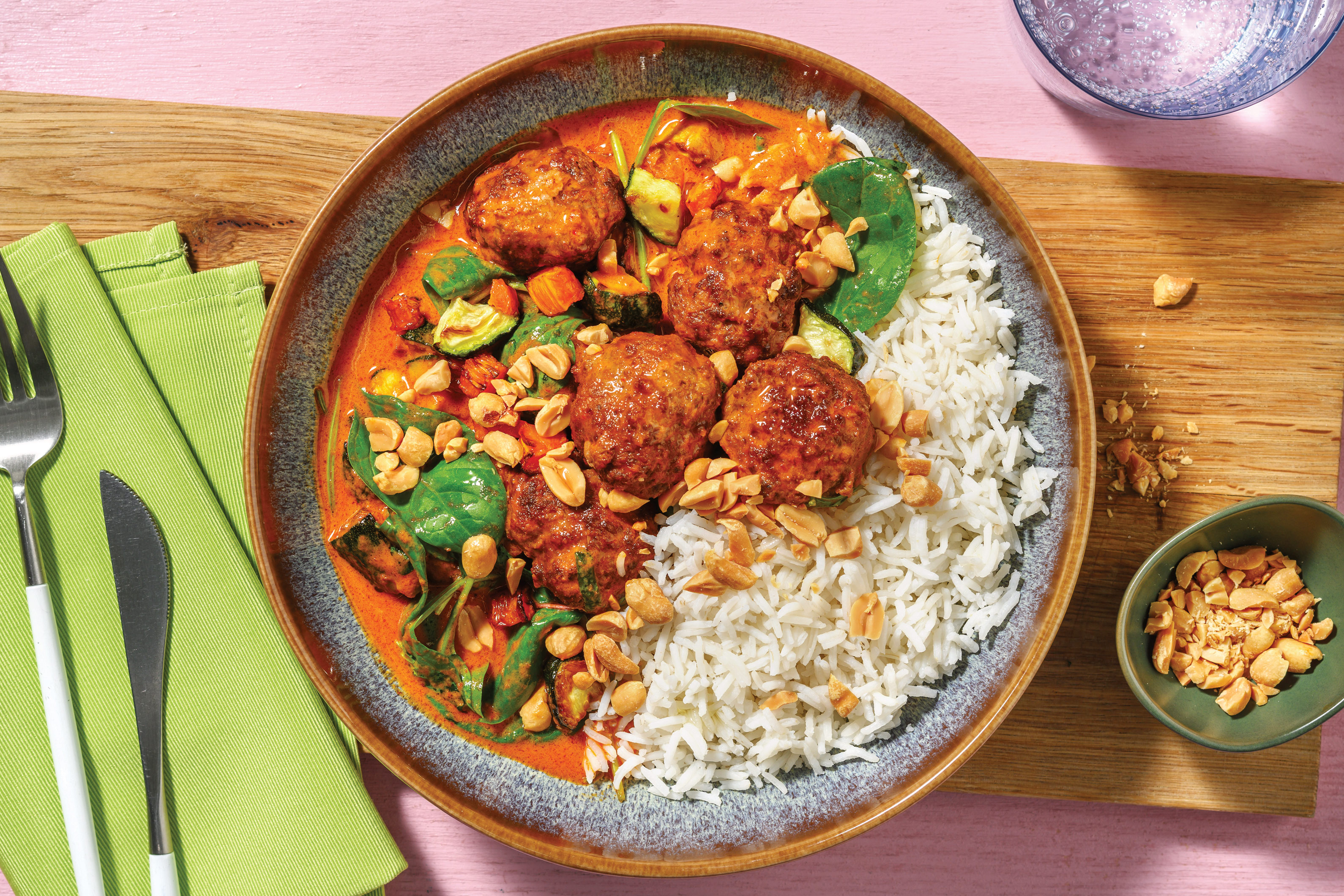 Thai Red Coconut Beef Meatball Curry Recipe Hellofresh