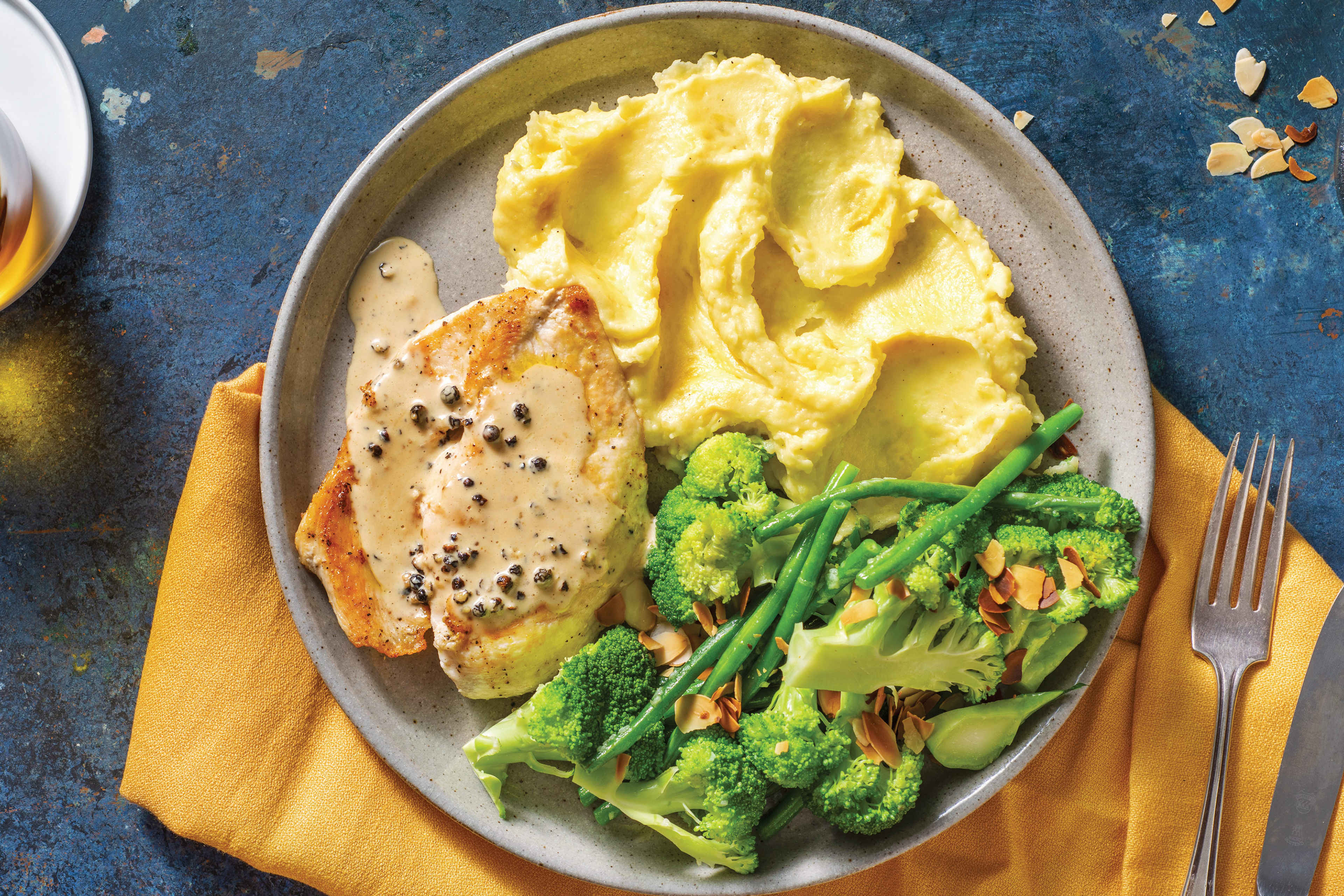 Chicken & Creamy Peppercorn Sauce Recipe HelloFresh