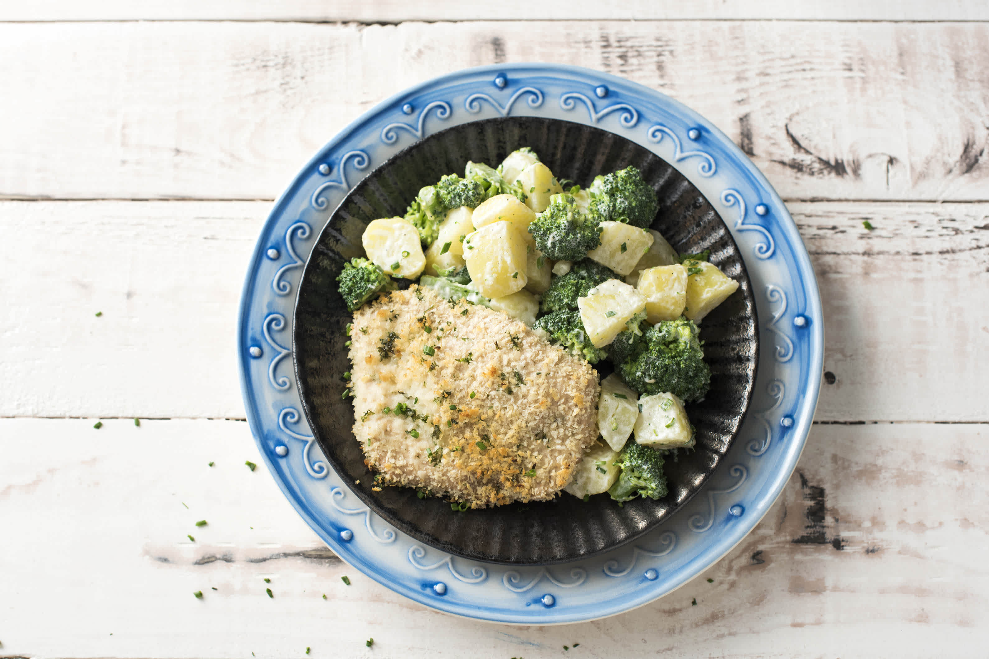 Cremig gefülltes Panko-Putenschnitzel