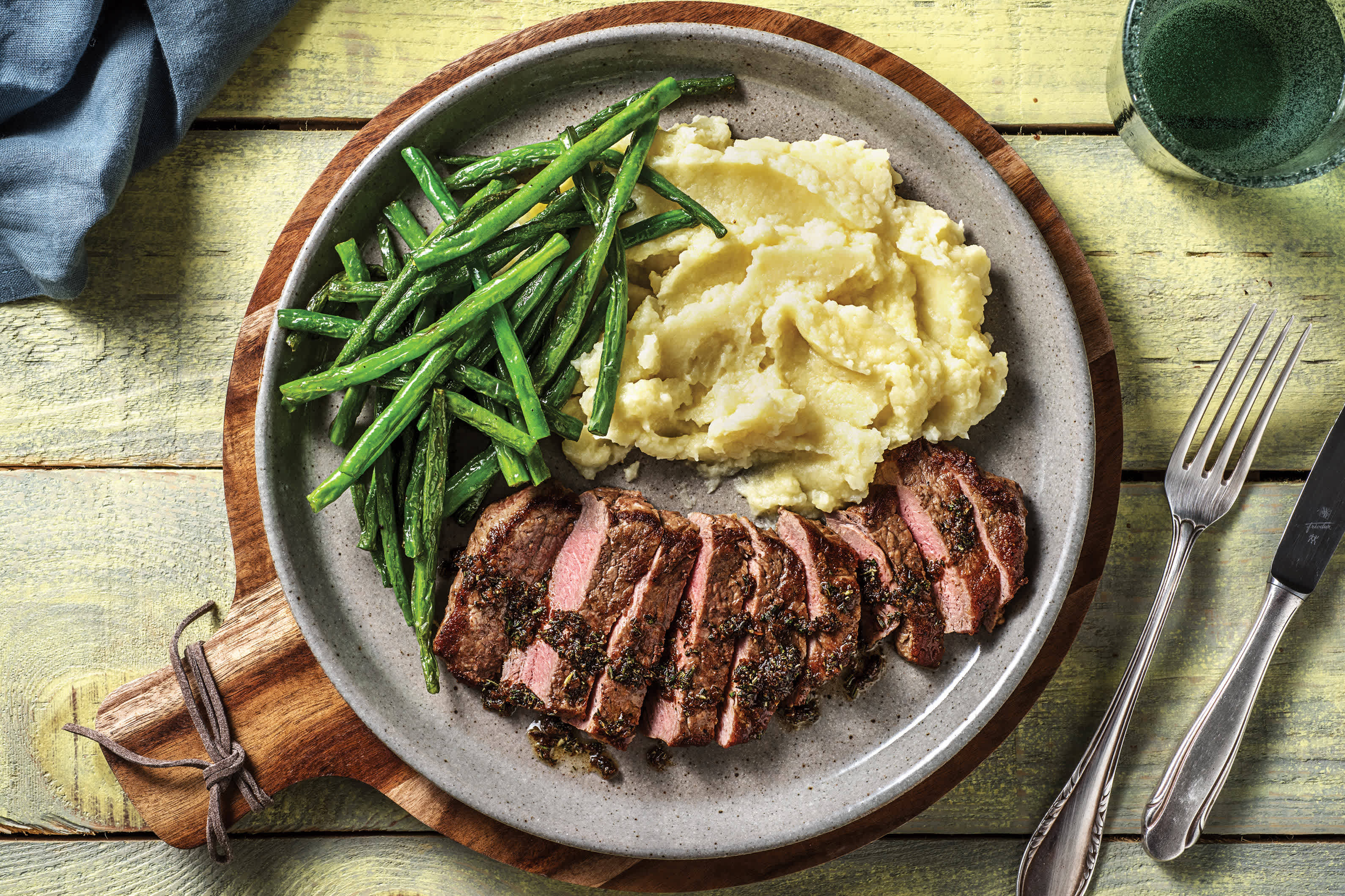 Rosemary Garlic Steak with Cauliflower Mash Recipe | HelloFresh