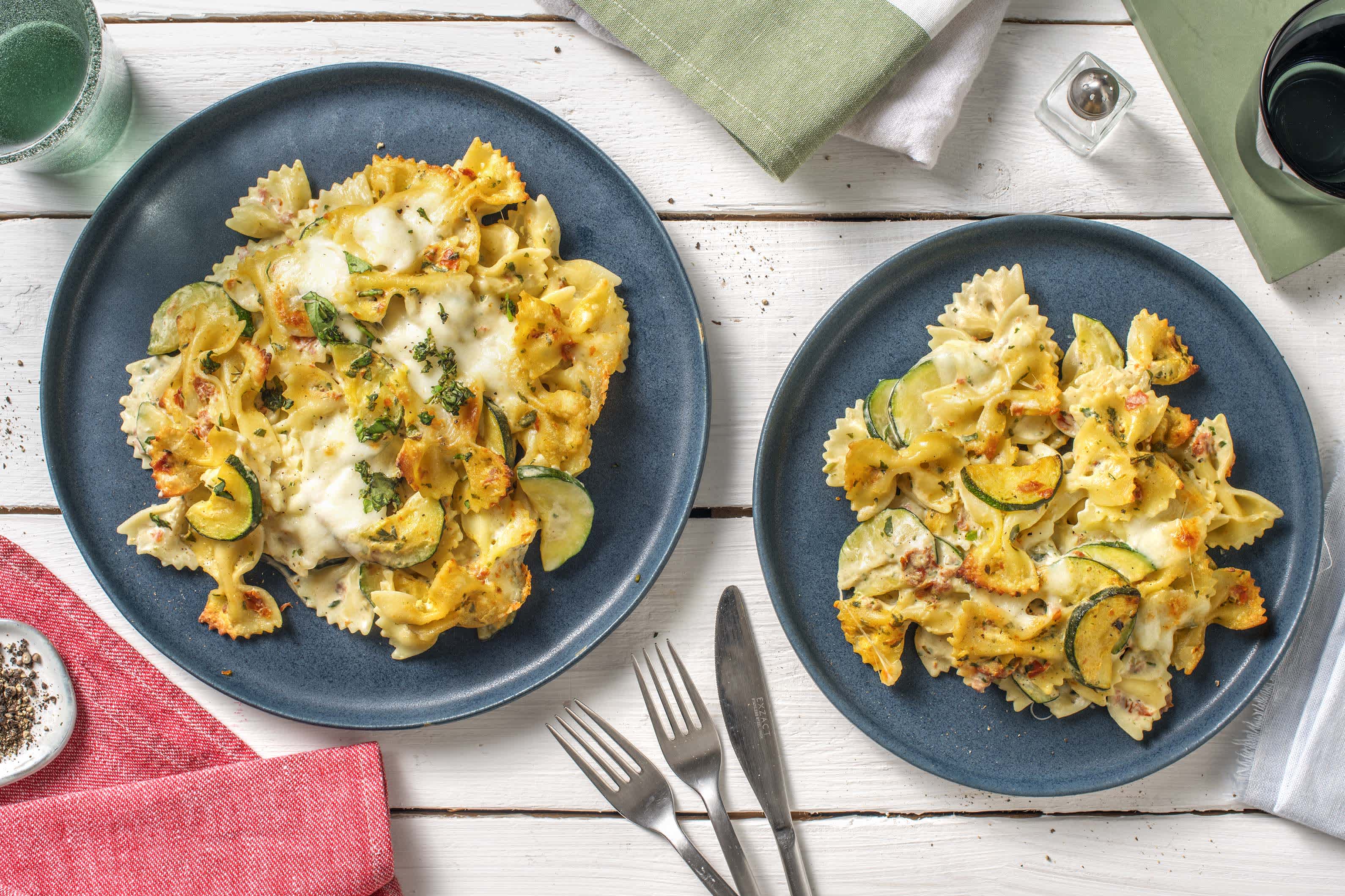 Überbackene Farfalle mit Zucchini Rezept | HelloFresh