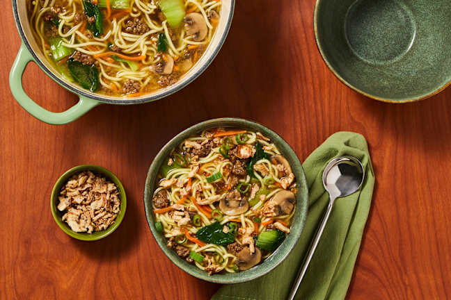 Tout-en-un : Soupe de nouilles au bœuf façon Sukiyaki