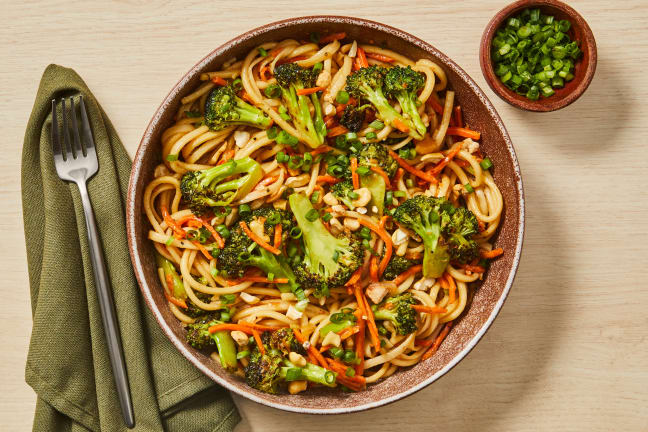 Sweet Heat Broccoli & Carrot Lo Mein