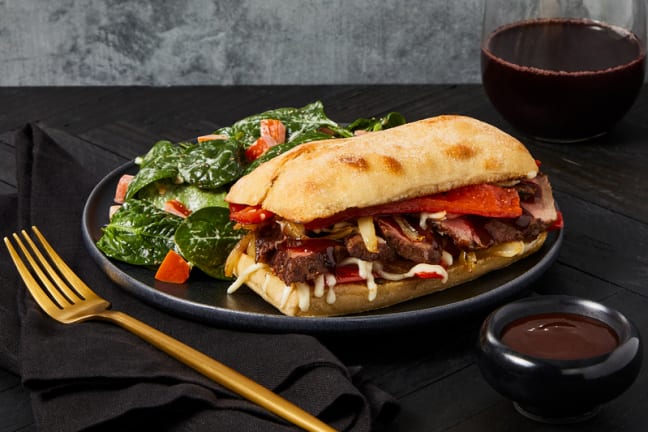 Sandwichs fromagés au contre-filet et aux légumes