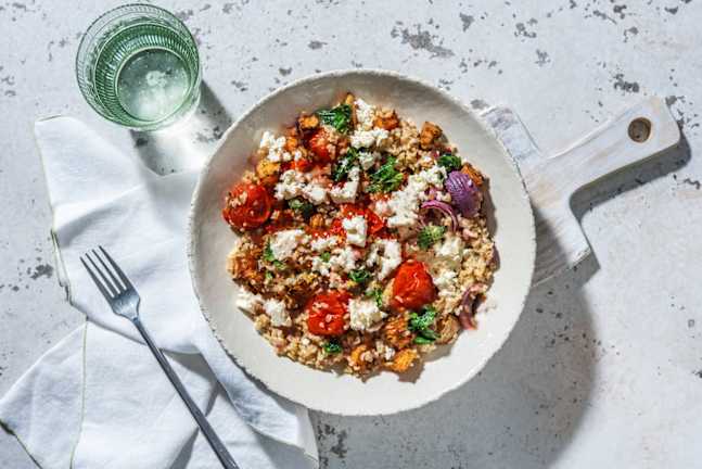 Bulgur tibio con queso griego y boniato asado