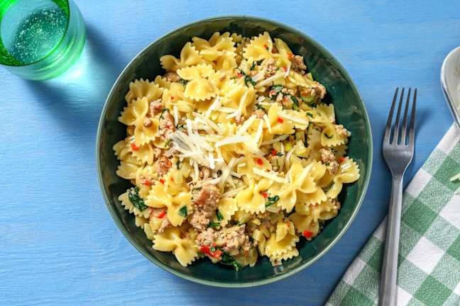 Romige farfalle met kip en venkel