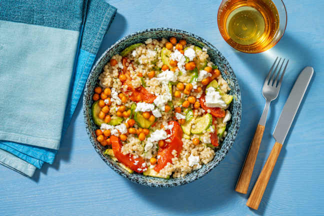 Cuscús con garbanzos crujientes y queso griego