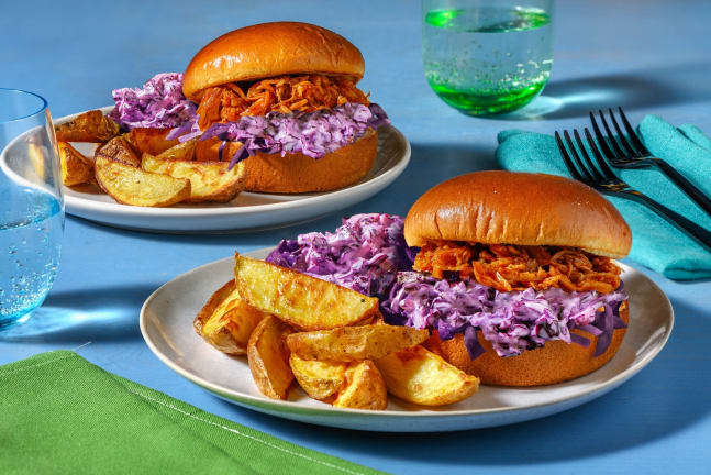 BBQ-marineret 'pulled chicken'-burger