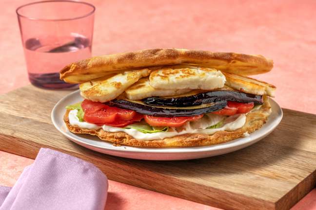Pita al formaggio stile Cipro e aioli