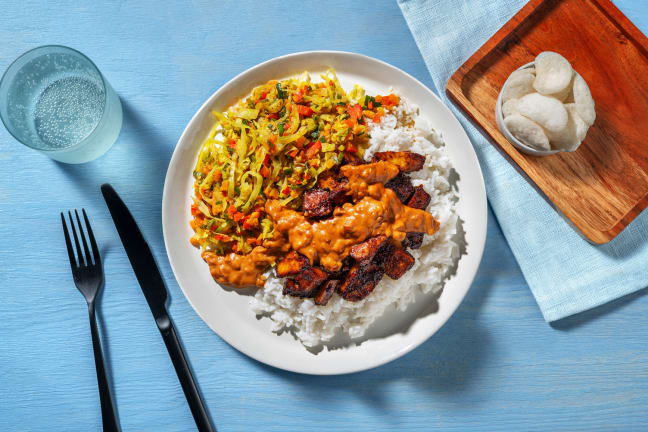 Vegetarische kipstukjes met satésaus