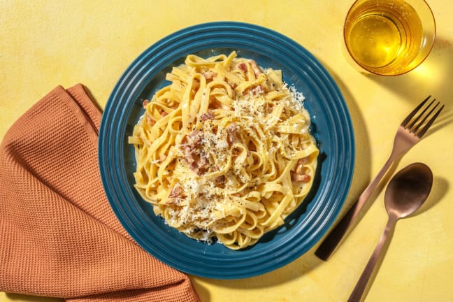Tagliatelle aux lardons en sauce crémeuse