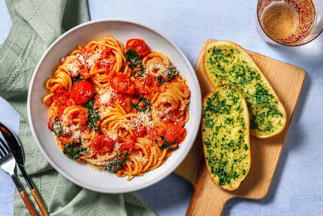 Calabresepasta på körsbärstomater