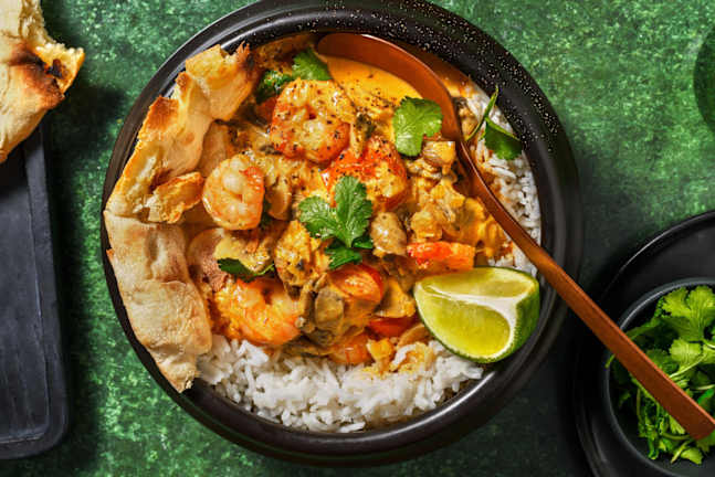 Thailändsk Tom Kha-gryta på räkor