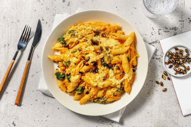 Cheesy pastaschotel met pompoen