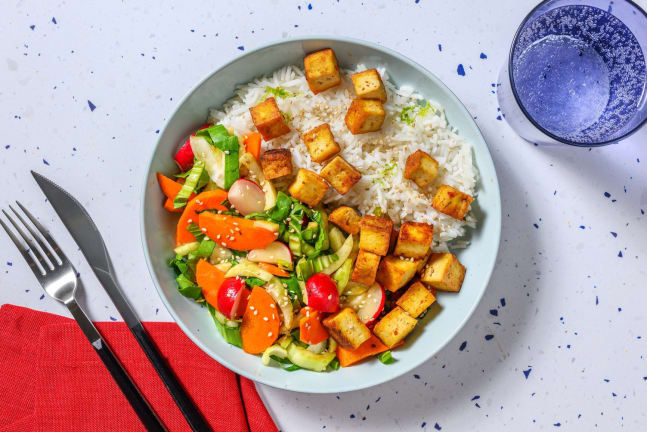 Sweet Chili Tofu Bowl mit Pak Choi Salat