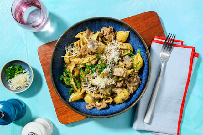 One Pot : conchiglie, saucisse & champis