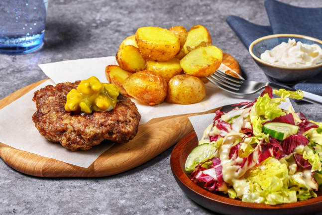 Runderburger met piccalilly 