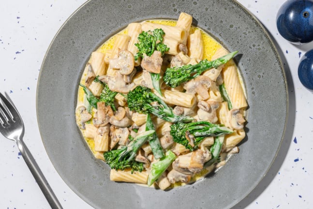 Quick Creamy Truffle Mushroom Rigatoni 