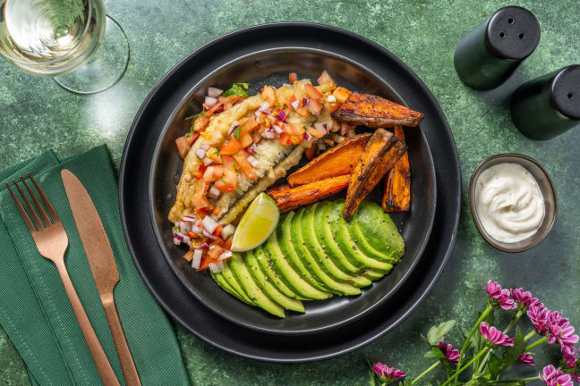 Krokante zeebaars met avocado