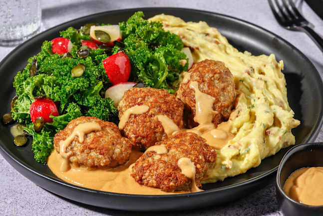Danske frikadeller i brun saus