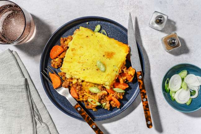 Plant-Based Mince & Veggie Pie