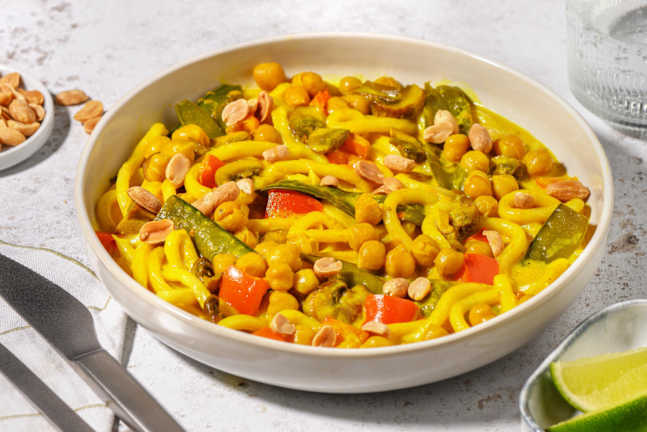 Coconut Curry Noodles with Chickpeas & Mangetout