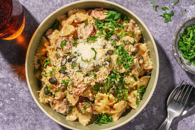 Cremet pølse- og svampepasta