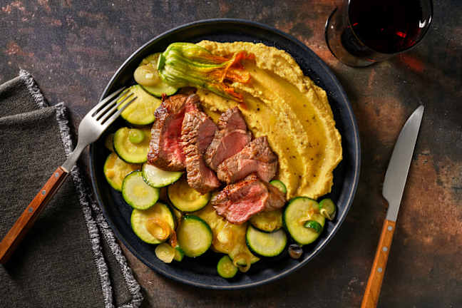 Tagliata di roastbeef tenero e fiori di zucca