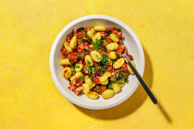Gnocchi express : lardons, persil & olives