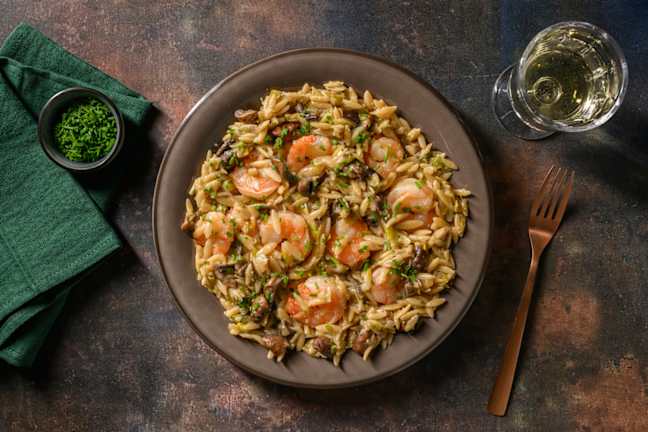 Risotto de orzo con langostinos grandes