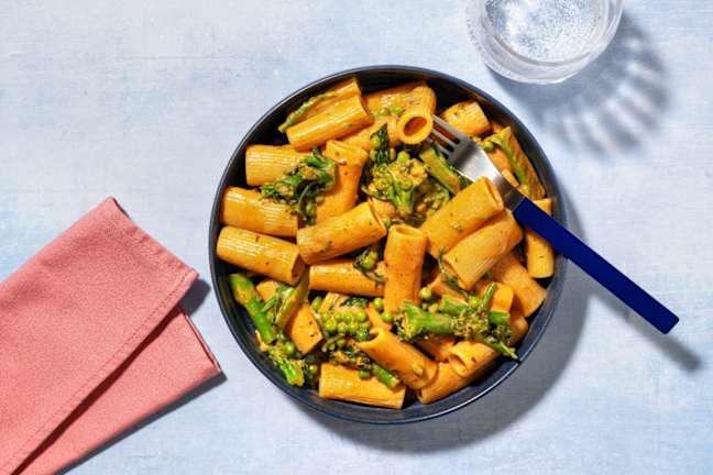 Spicy Cajun Tomato & Super Greens Rigatoni