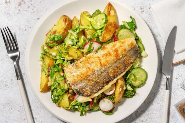 Filet de merlu et salade à la scandinave