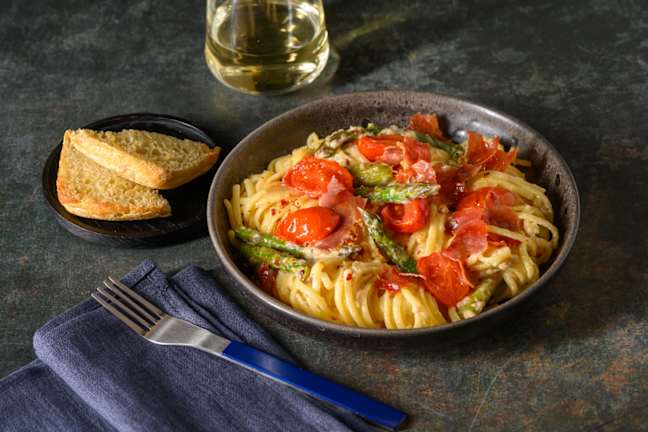 Orkney Crab, Serrano and Asparagus Linguine