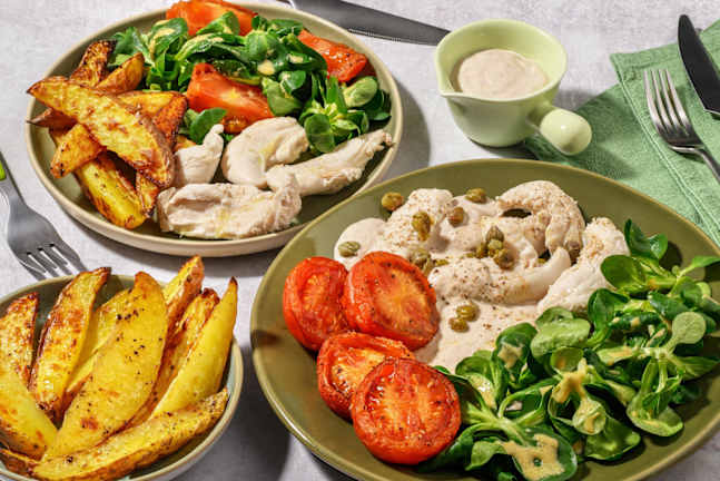 Poulet poché avec potato wedges & salade