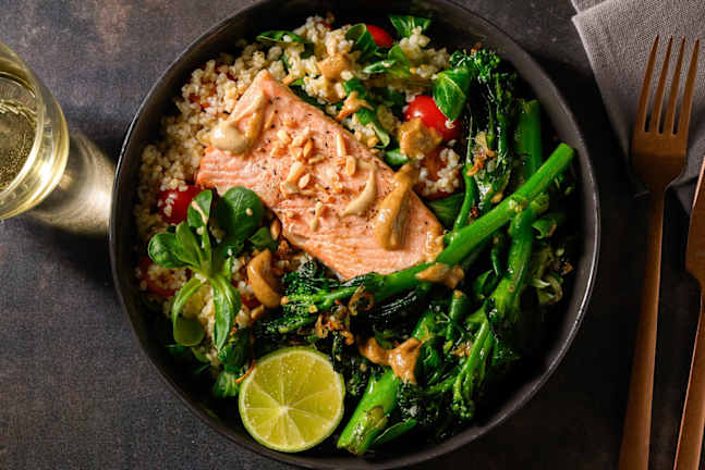 Saumon et broccolini en sauce au tahini