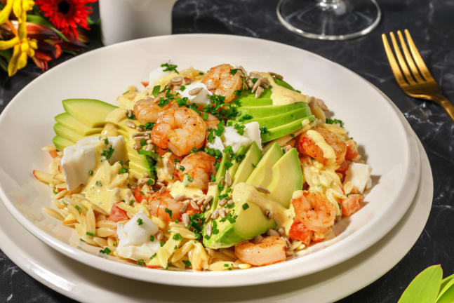 Orzosalade met garnalen en avocado