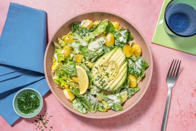 Gnocchi-Salat mit selbst gemachtem Caesar Dressing