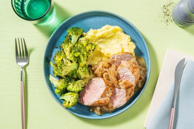 Filet de porc rôti et sauce aux échalotes