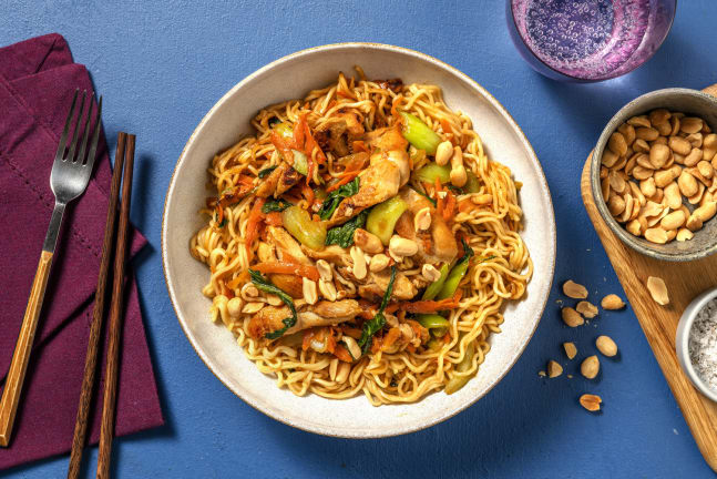 Nouilles style chow mein au poulet