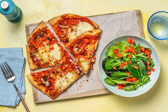 Fresh Mozzarella and Spicy Marinara Pizza