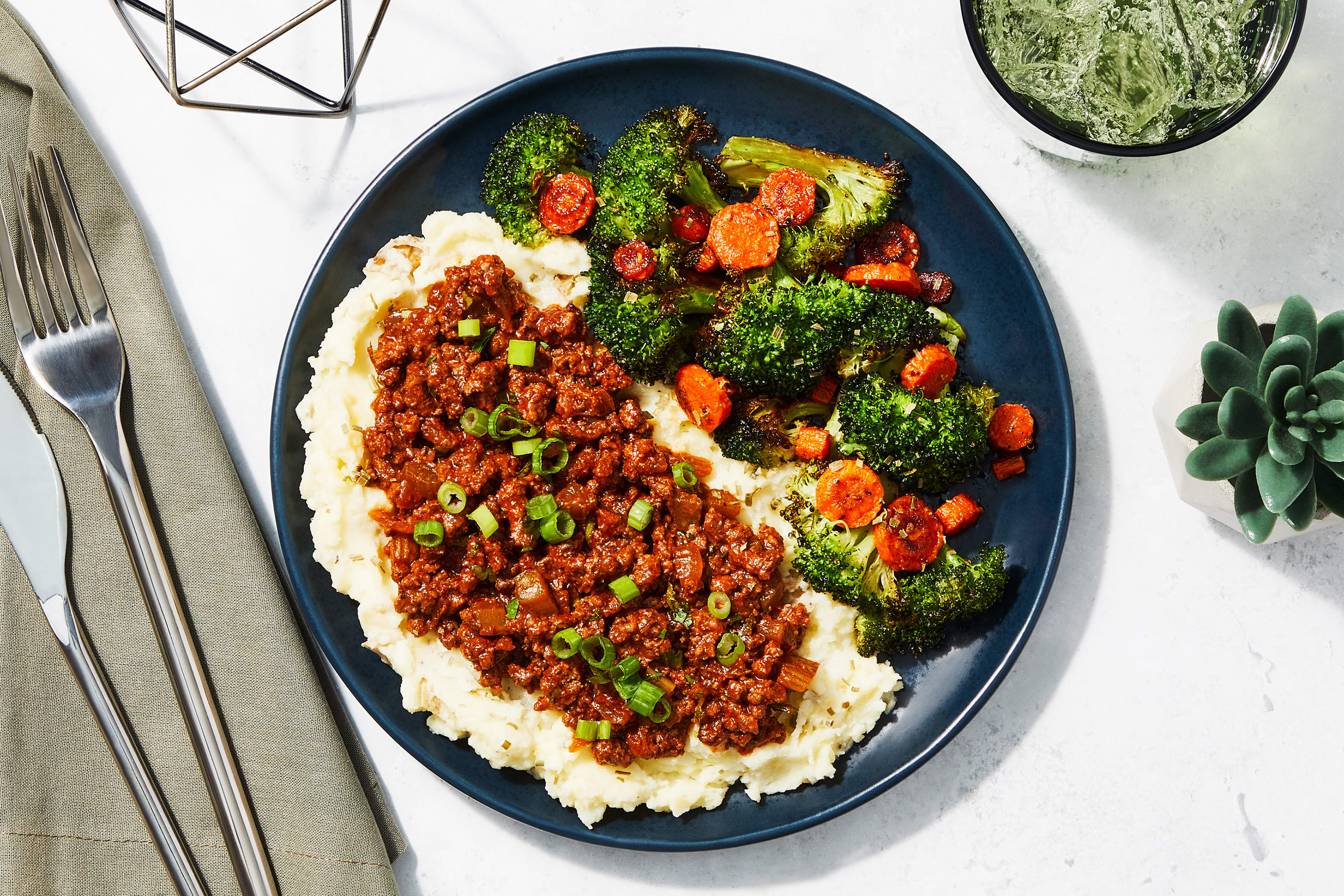 Bœuf haché et purée de pommes de terre à la ciboulette maison