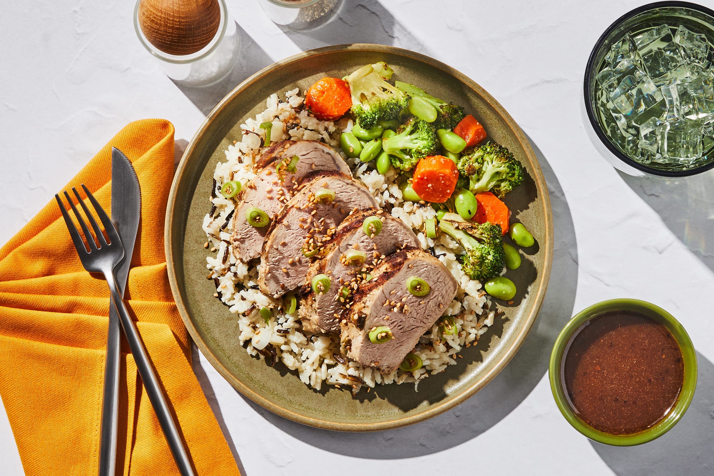 Filet de porc et riz sauvage à la noix de coco à la chinoise