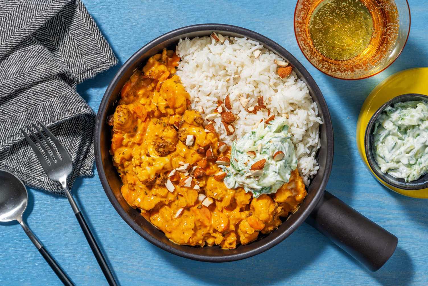 Feurig fruchtig: Rotes Putencurry Rezept | HelloFresh
