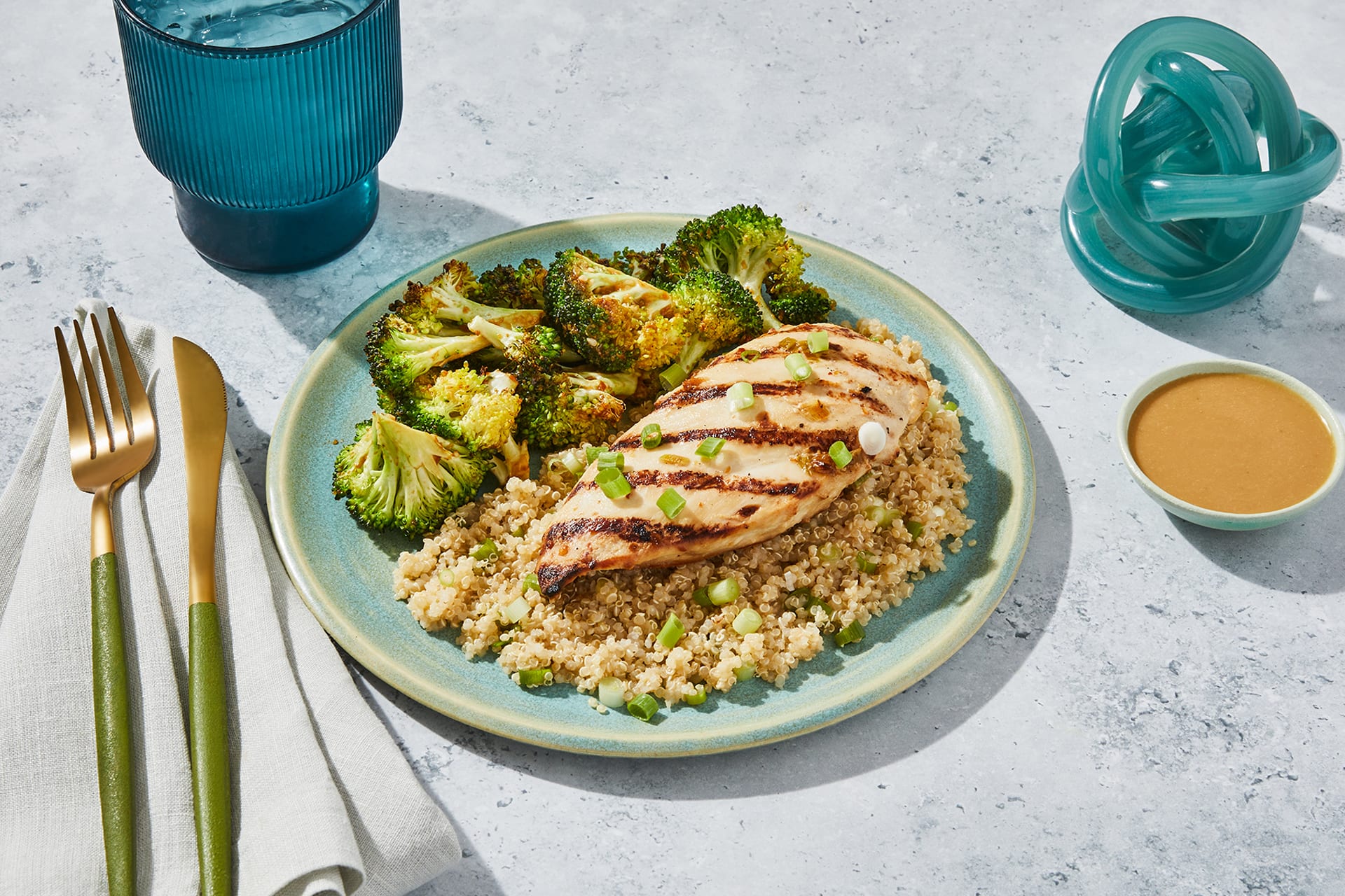 <h2>Chef-Prepared, Dietitian-Approved Calorie Smart Meals</h2>